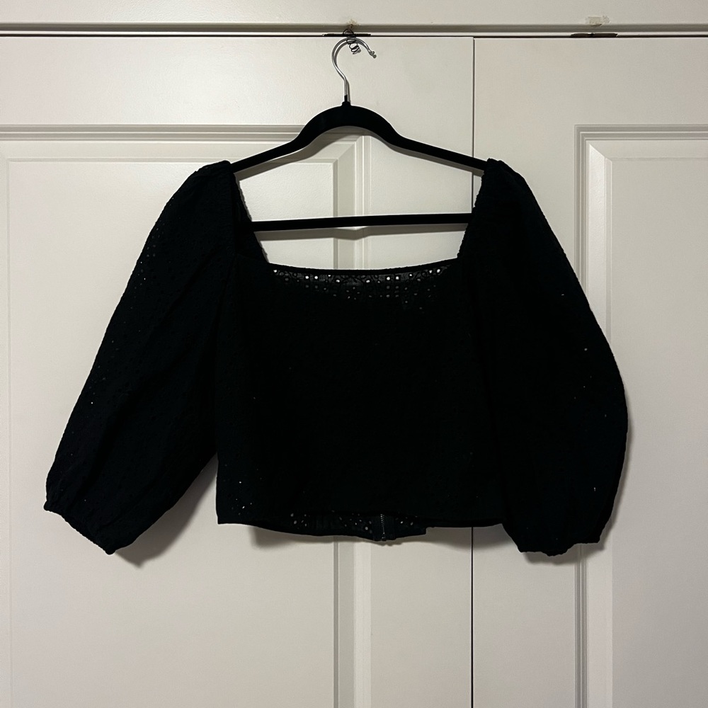 Black cropped blouse